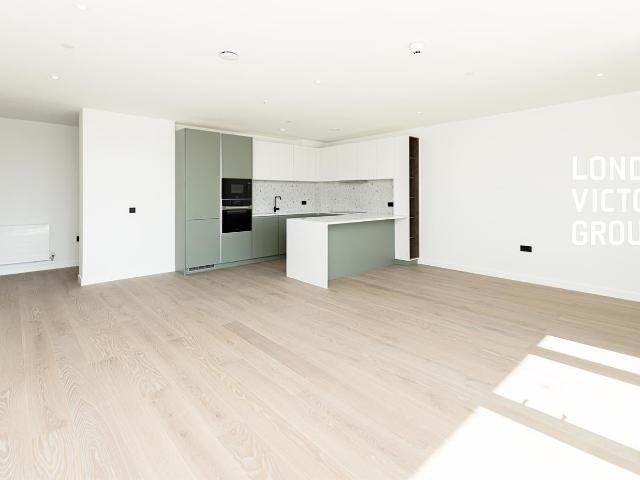 Flat for rent in London Borough of Hammersmith and Fulham, Greater London