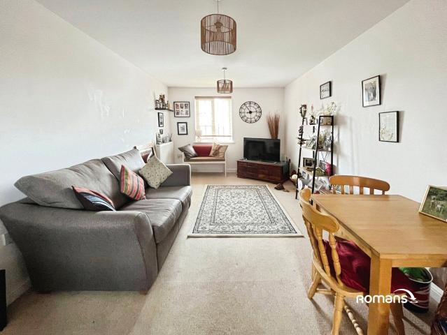 Flat for rent in Redhouse, Abbey Mead