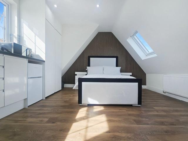 Flat for rent in London Borough of Brent, Greater London