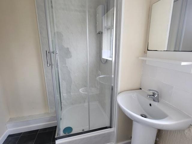 Flat for rent in North Earlham, East Bank