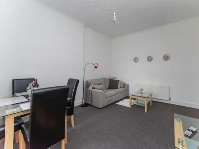 Flat for rent in Whifflet, Coatbridge