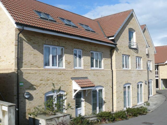 Flat for rent in Rumwell, Somerset
