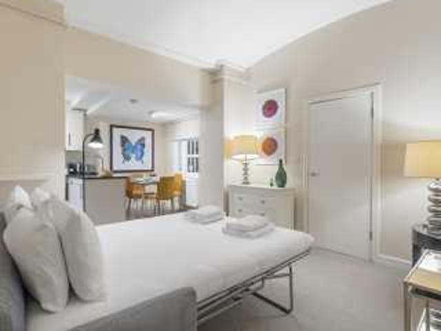 Flat for rent in Belgravia, Greater London