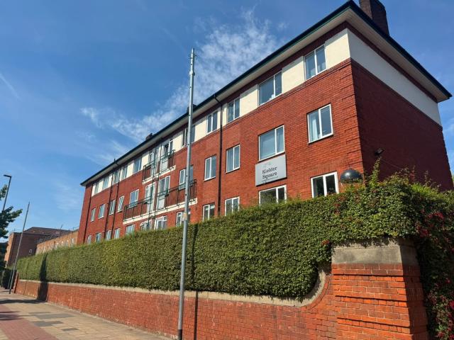Flat for rent in Weaste, Salford
