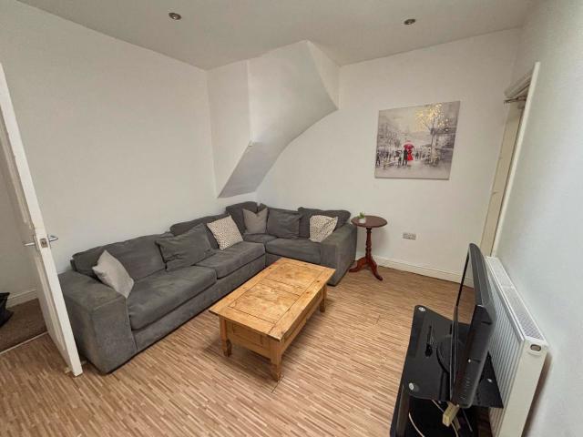Flat for rent in Sharrow Vale, Sheffield