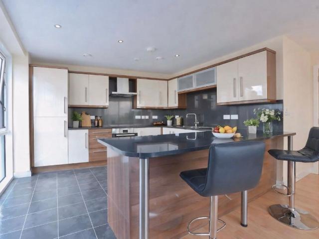 Flat for rent in Devonshire, Sheffield
