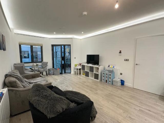 Flat for rent in Burnt Mill, Harlow