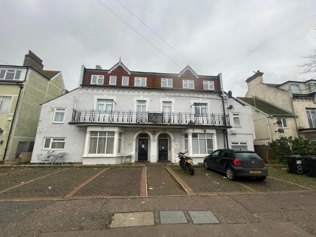 Flat for rent in Dale Hill, Essex