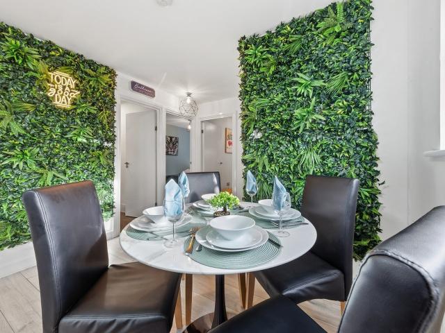 Flat for rent in Homerton, Greater London
