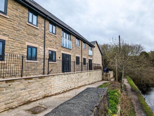 Flat for rent in Greenheys, Greater Manchester