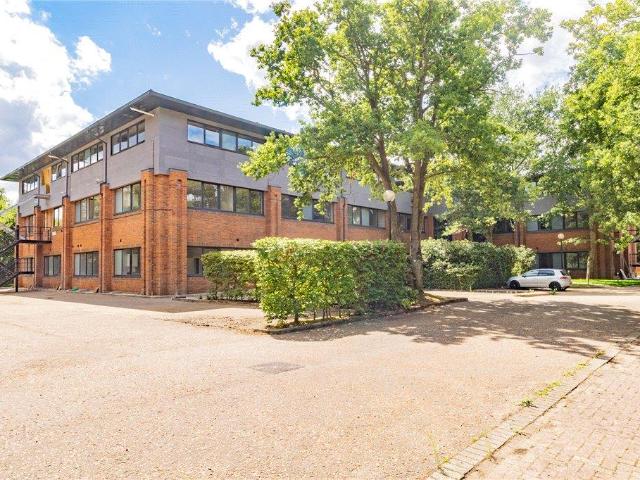 Flat for rent in Hart, Fleet