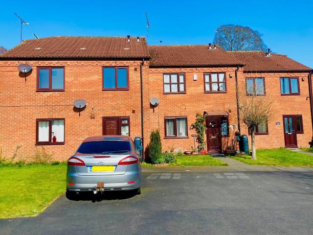 Flat for rent in Chadsmoor, Staffordshire