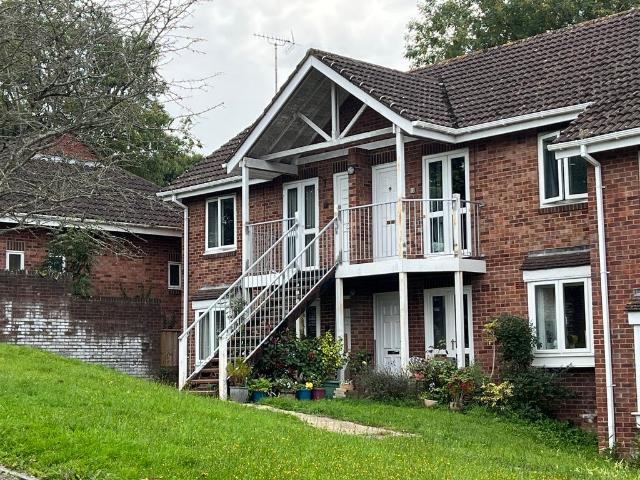Flat for rent in Highweek, Bridford