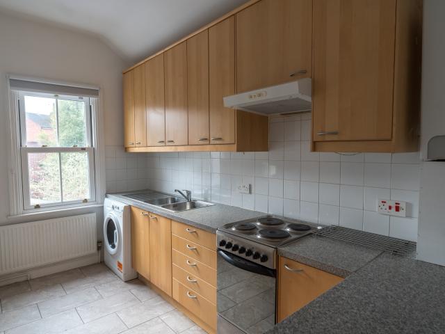 Flat for rent in Metchley, Birmingham