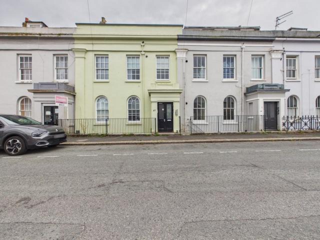 Flat for rent in Stonehouse, Mount Wise