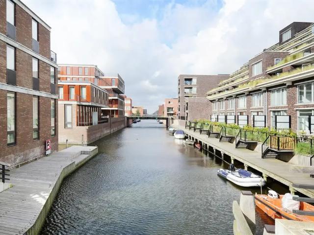 Appartement te huur in Oost, Amsterdam