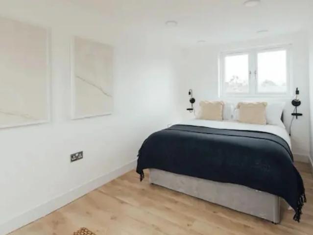 Flat for rent in Gants Hill, Greater London