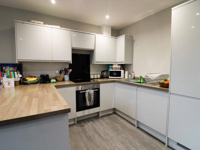 Flat for rent in Mount Wise