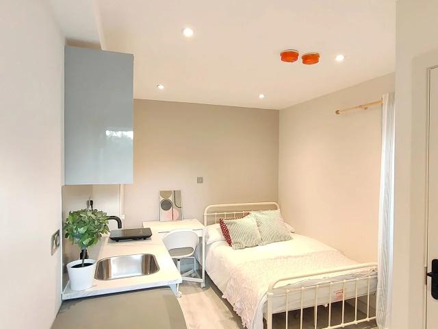 Flat for rent in Ocean Estate, Mile End