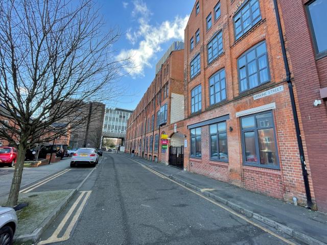 Flat for rent in St Matthew's, Old Wharf