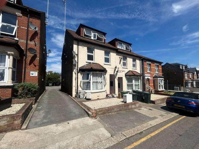 Flat for rent in Brooklands, Monks Orchard
