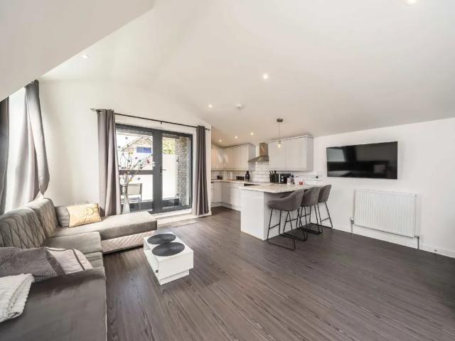 Flat for rent in Streatham, Greater London