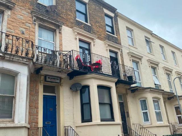 Flat for rent in Cliftonville West, Acol