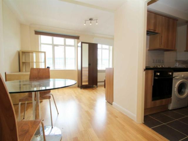 Flat for rent in Camden Town, Fitzrovia