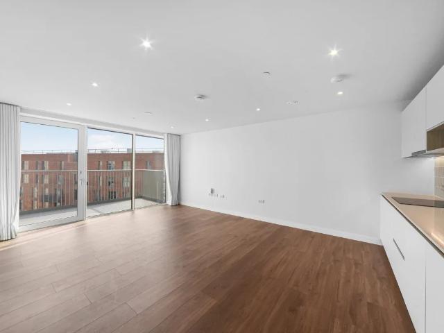 Flat for rent in London Borough of Lewisham, New Cross