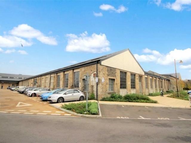 Flat for rent in North Star, Swindon