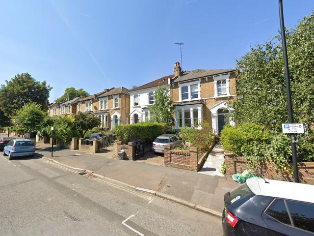 Flat for rent in Upper Clapton, Greater London