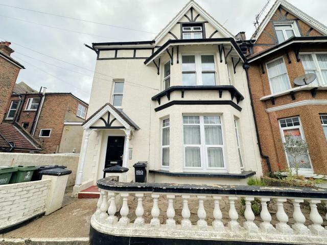 Flat for rent in Central, Heathlands