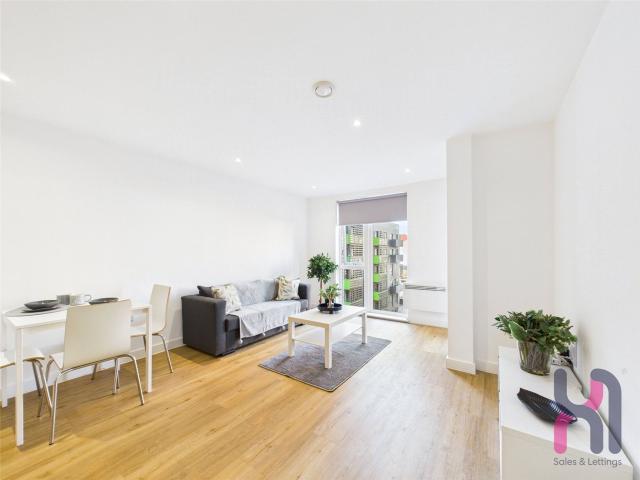 Flat for rent in Georgia, Greater Manchester