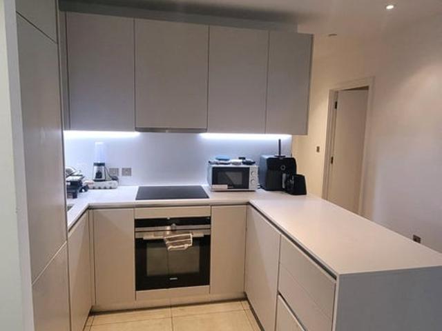 Flat for rent in London Borough of Brent, Greater London