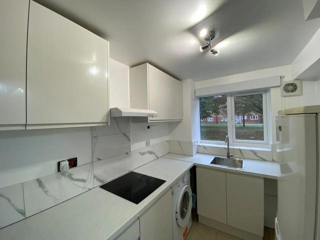 Flat for rent in Chadwell Heath, Greater London