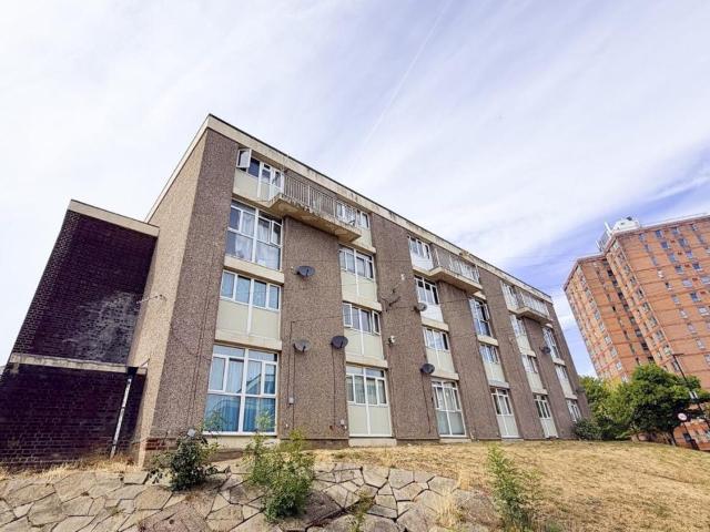 Flat for rent in Crosspool, South Yorkshire