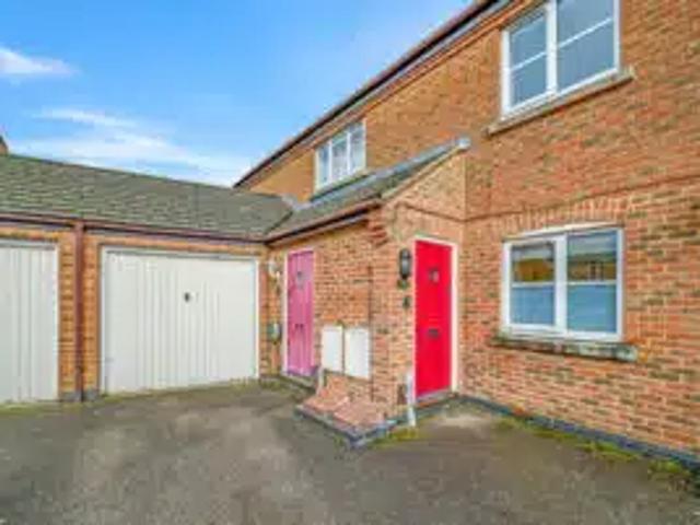 Flat for rent in Coldharbour, Buckinghamshire