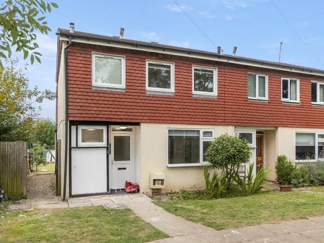 Flat for rent in Connaught Park, Bushey