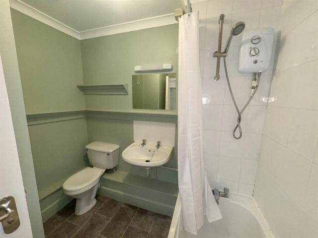 Apartment for rent in Fleet, Hart