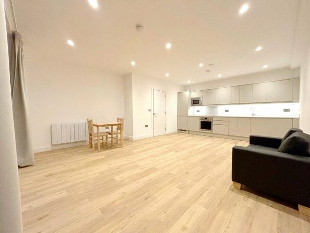 Flat for rent in Farnborough, Hampshire