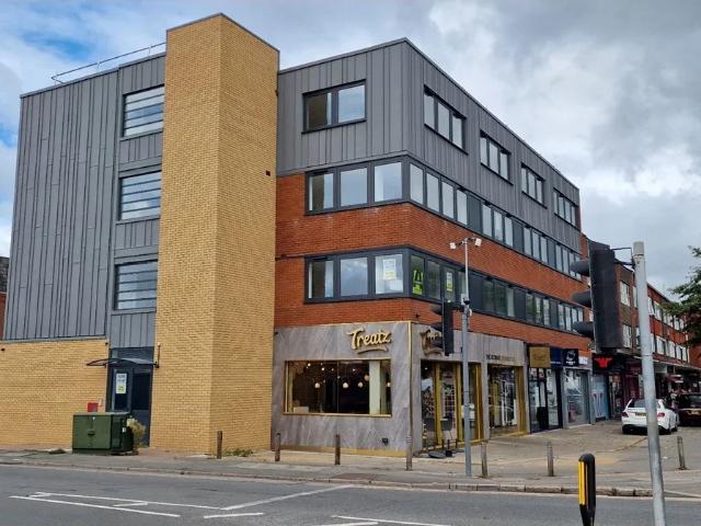 Flat for rent in Slough