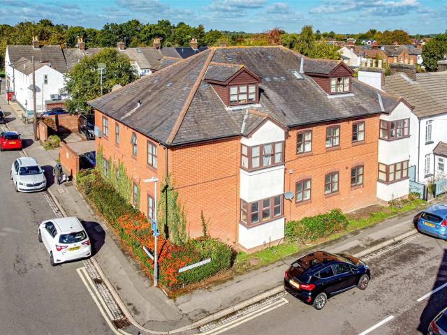Flat for rent in Higham Hill, Greater London