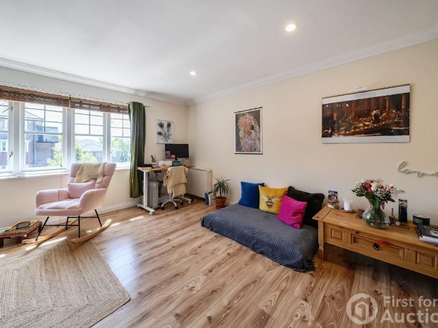 Flat for rent in West Norwood, Greater London