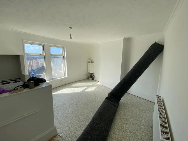Flat for rent in Fratton, City Of Portsmouth