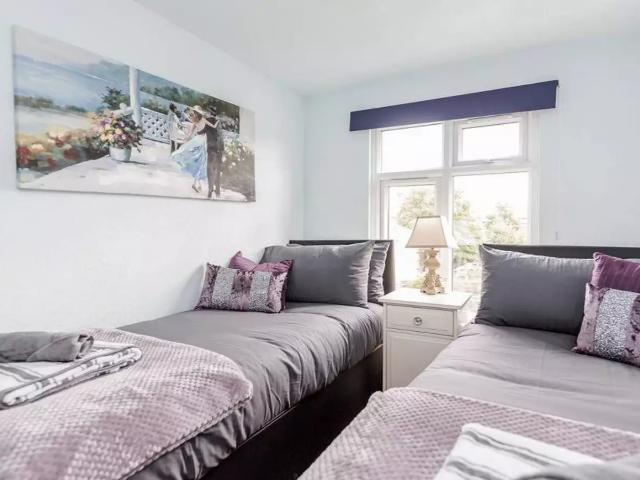 Flat for rent in Watford Heath, North Watford