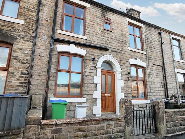 House for rent in Burnedge, Greater Manchester