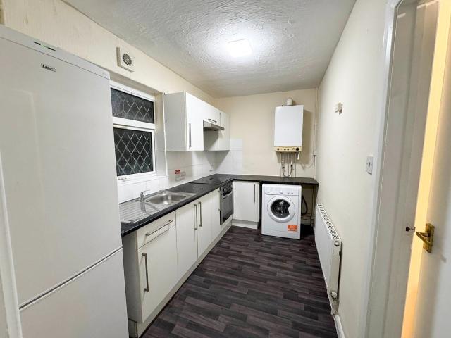 Flat for rent in Tilbury, Essex