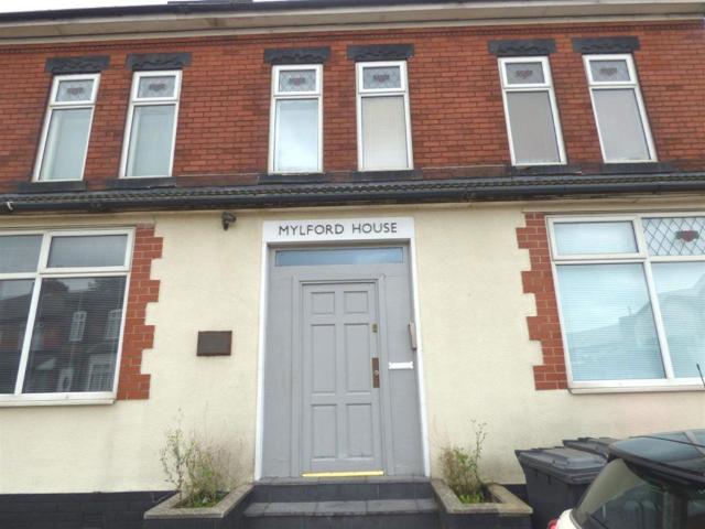 Flat for rent in Hurdsfield, Macclesfield