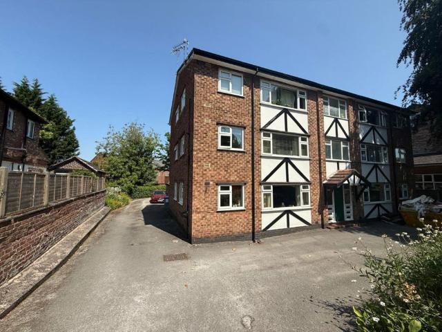 Flat for rent in Hurdsfield, Macclesfield