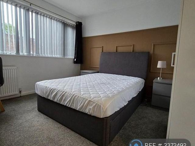 Flat for rent in Runcorn, Cheshire